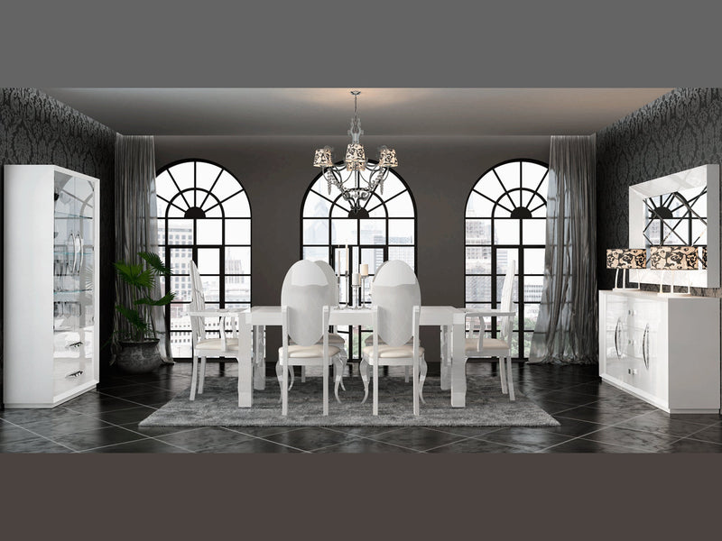 Carmenes 6-8 Person Dining Room Set