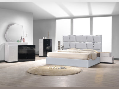 Degas Platform Bed