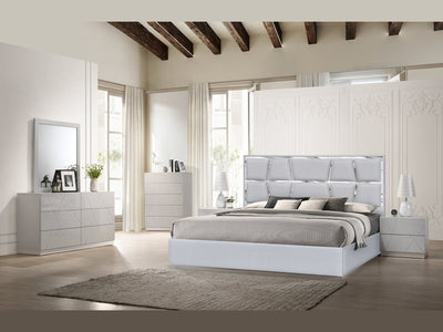 Degas Platform Bed