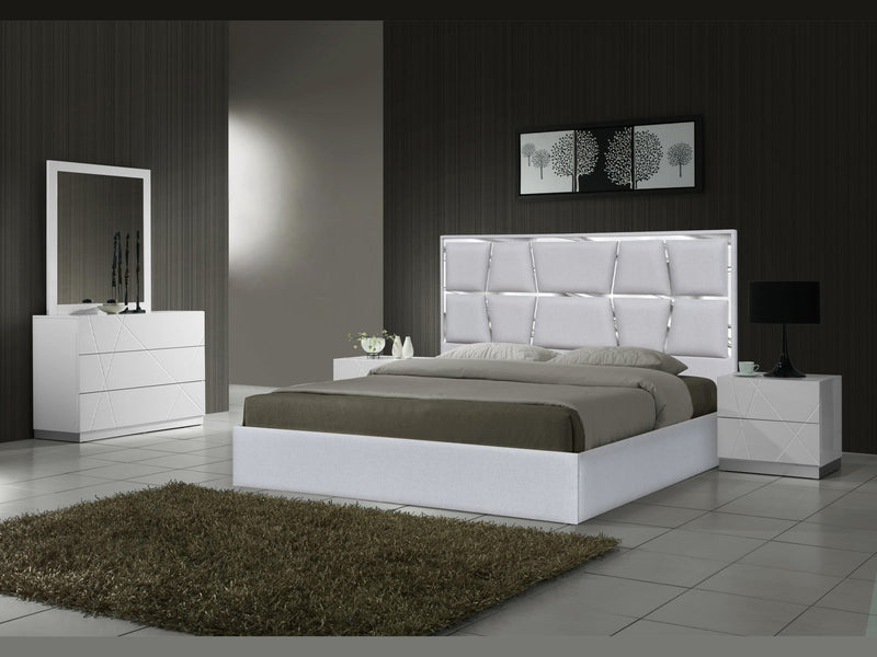 Degas Platform Bed