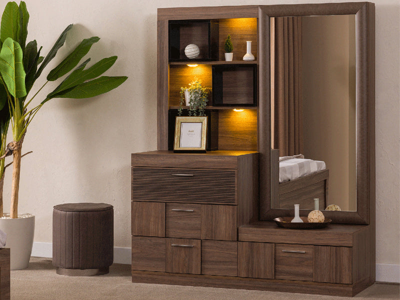 Lindo 55" Wide 4 Drawer Dresser With Mirror