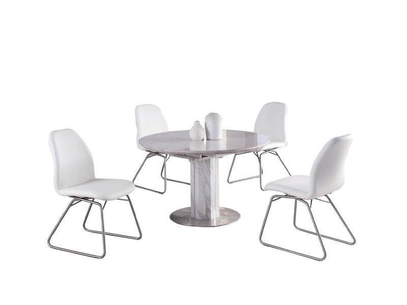 Gretchen 63" / 47" Wide 4-6 Person Extendable Round Dining Table