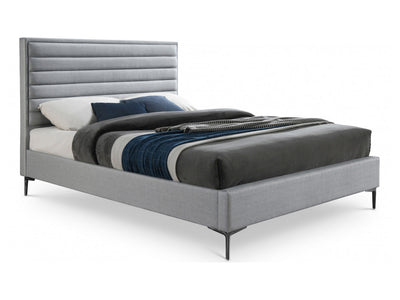 Hunter Platform Bed